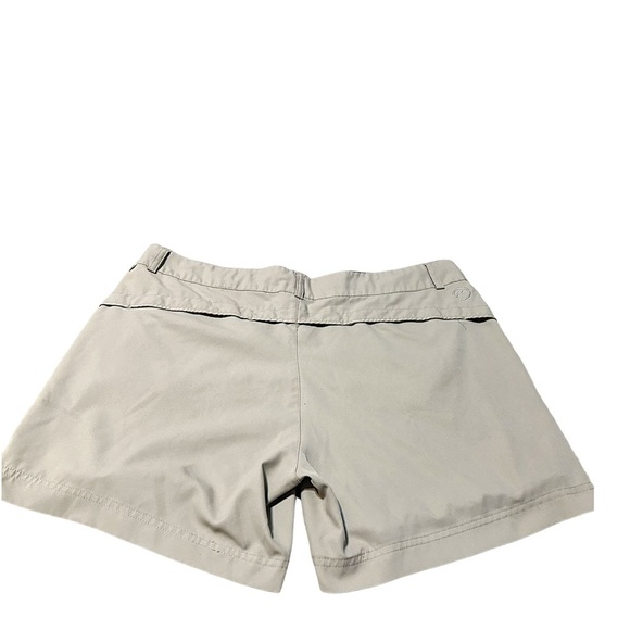 Magellan Outdoors Women’s XL Hiking Shorts Beige Lightweight Quick-Dry - Picture 2 of 5